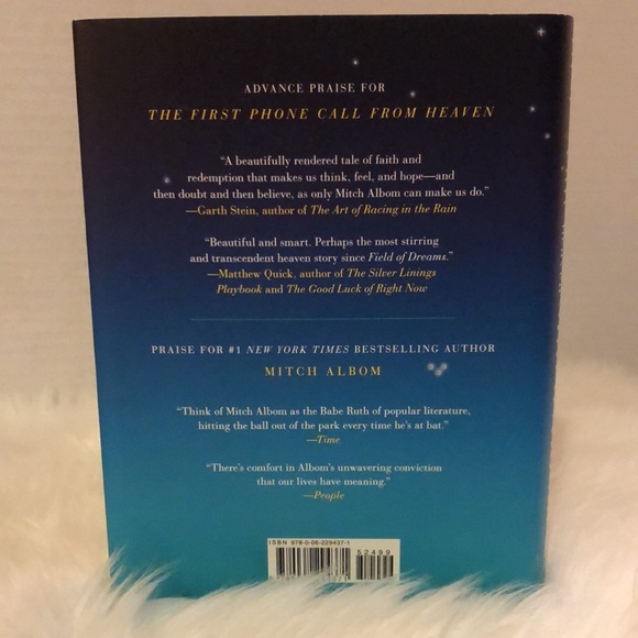 The First Phone Call From Heaven a Novel - Picture 2 of 4